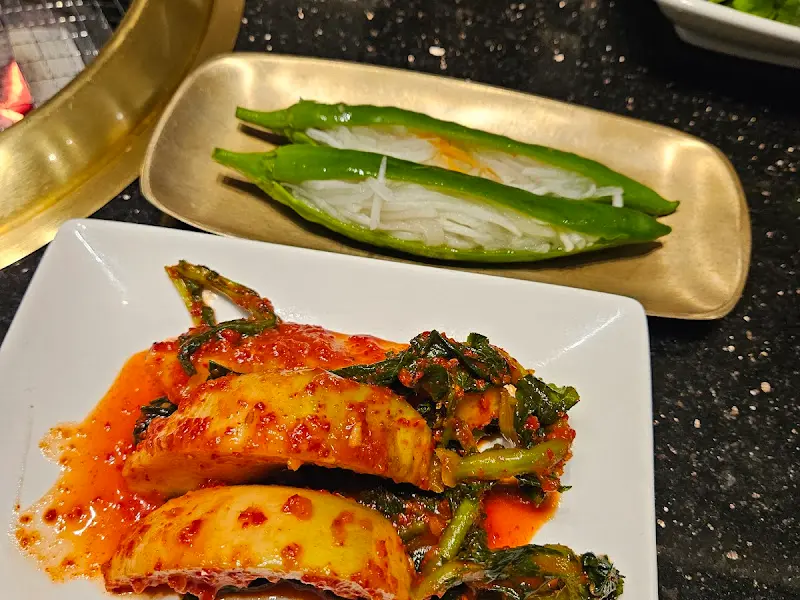 마당넓은집 외관