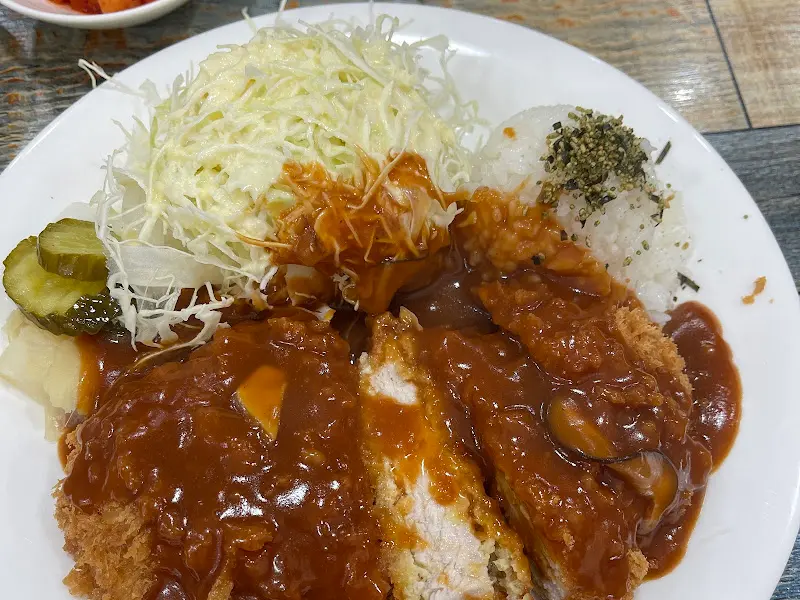 브라운 돈까스 단면