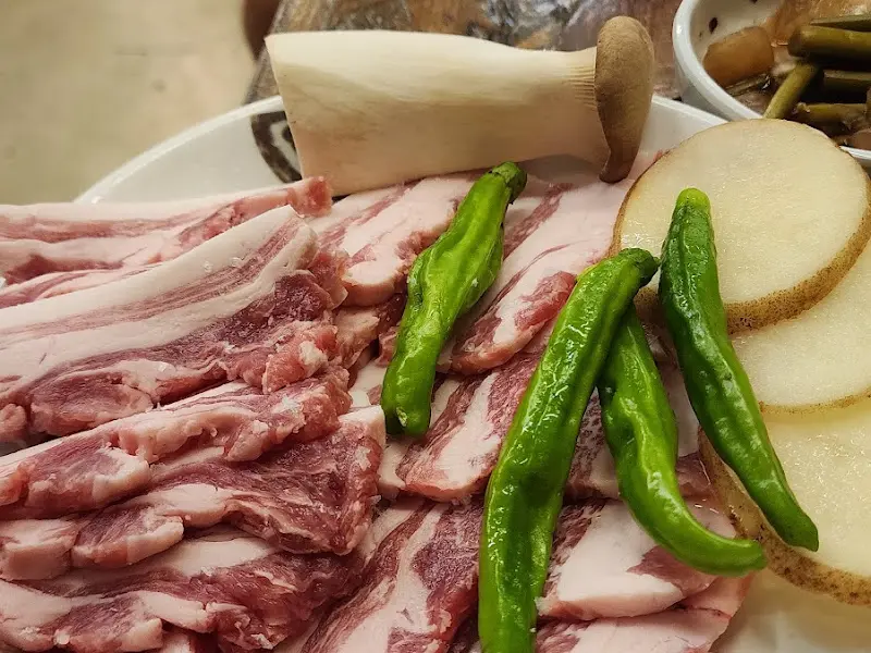 고기와 곁들여 먹는 버섯