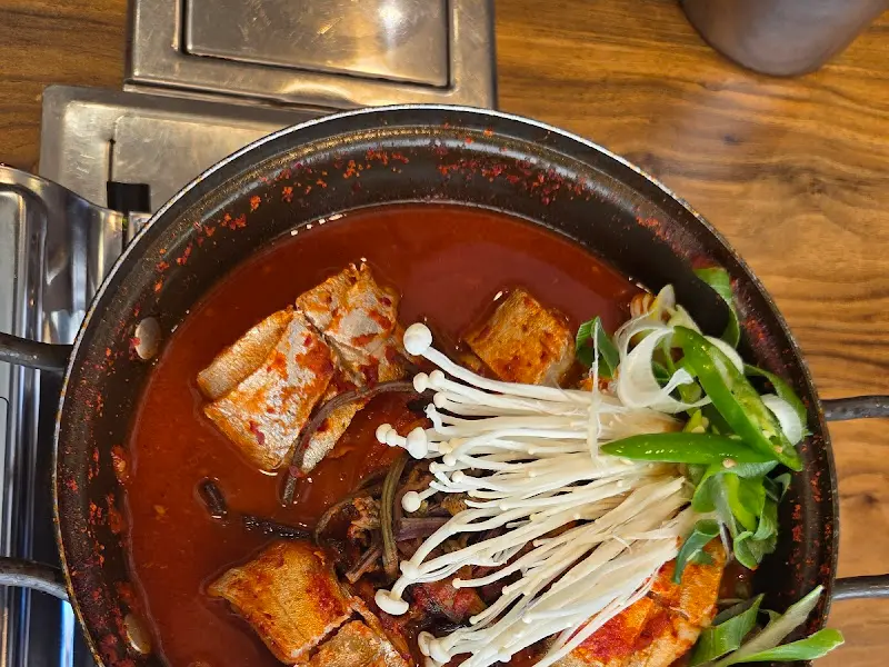 보글보글 끓는 순살갈치조림