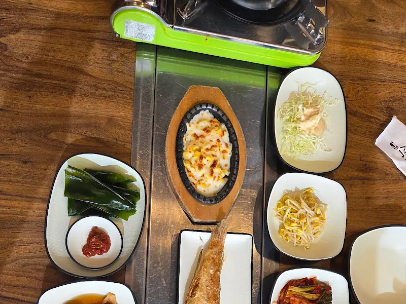 정갈한 밑반찬들