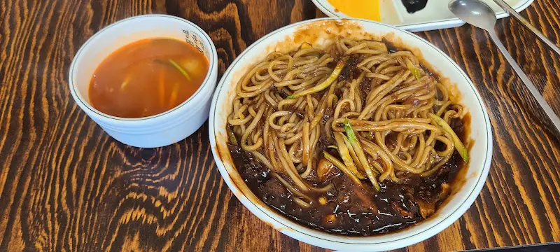 윤기 자르르 흐르는 간짜장