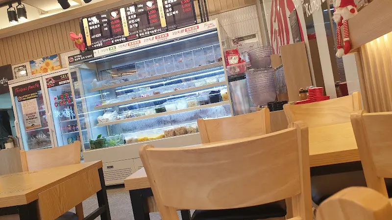 깔끔한 내부 인테리어