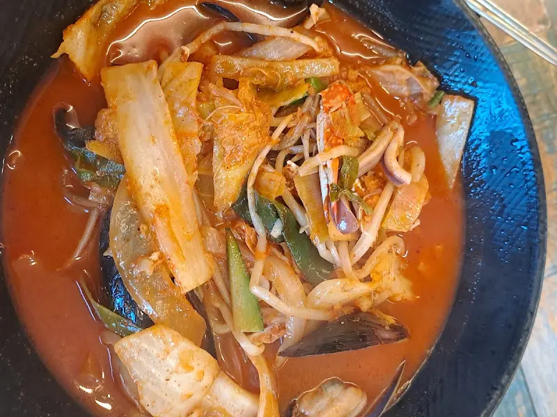 해산물이 듬뿍 들어간 짬뽕