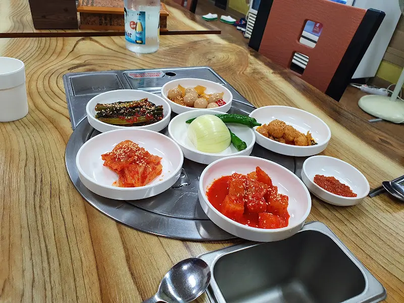 밑반찬 쓰리콤보