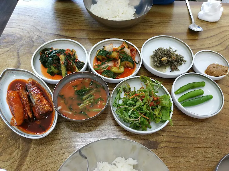 대복복국 밑반찬