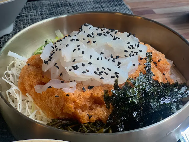 육회 물회 비주얼