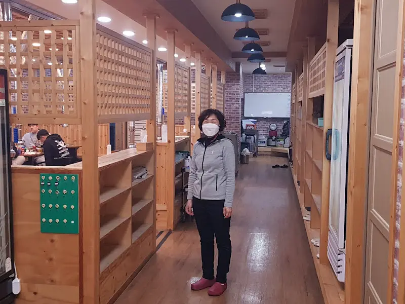 박대감화로구이 내부 모습