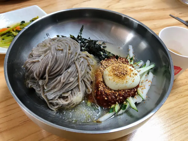비빔 막국수