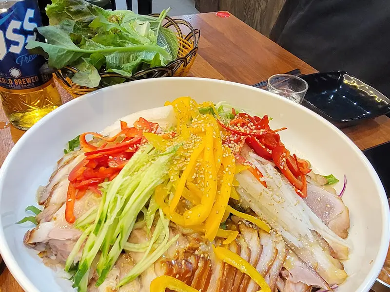 색감까지 완벽한 냉채족발