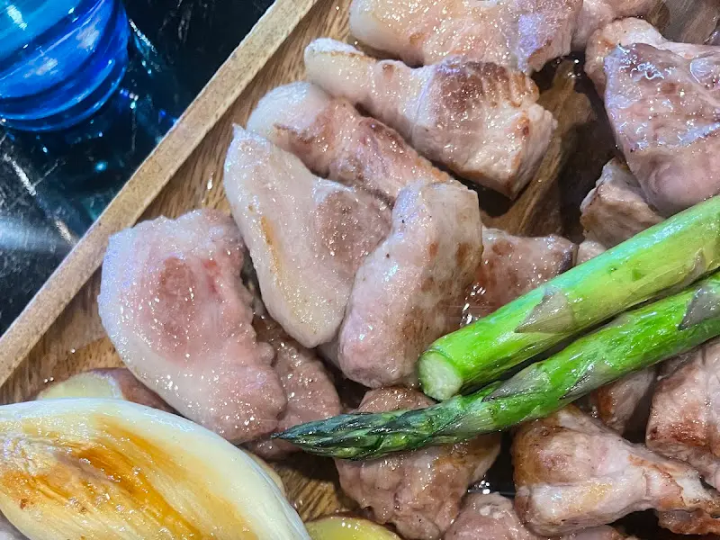 초벌되어 나온 고기