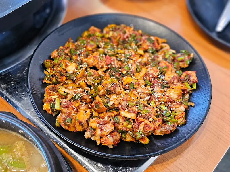 매콤한 꼬막무침