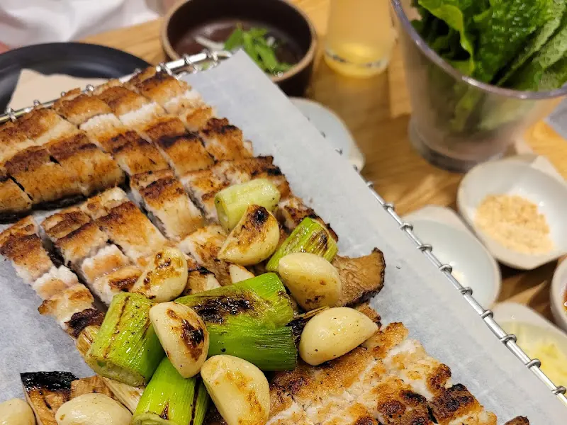 장어구이 한 상 차림