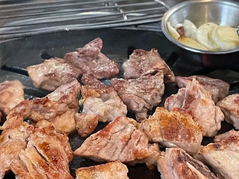 잘 구워진 생갈비