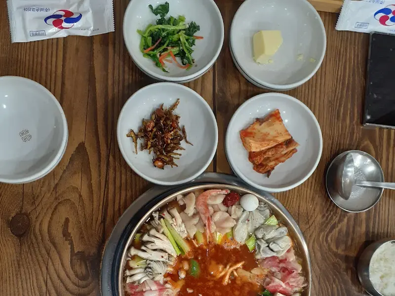 궁중전골과 밑반찬