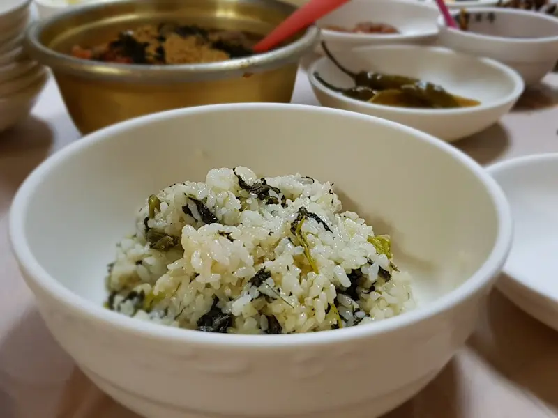 곤드레밥과 반찬