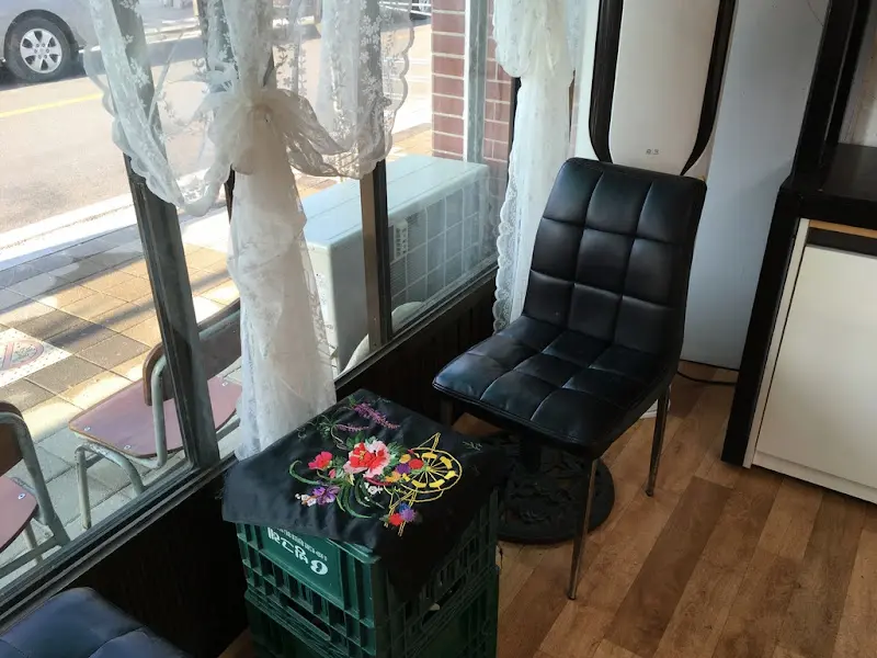 가게 내부 인테리어