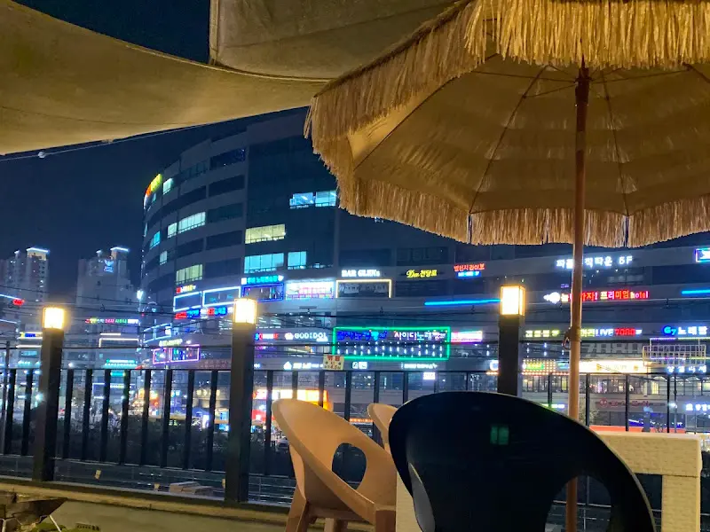 테라스에서 바라본 야경