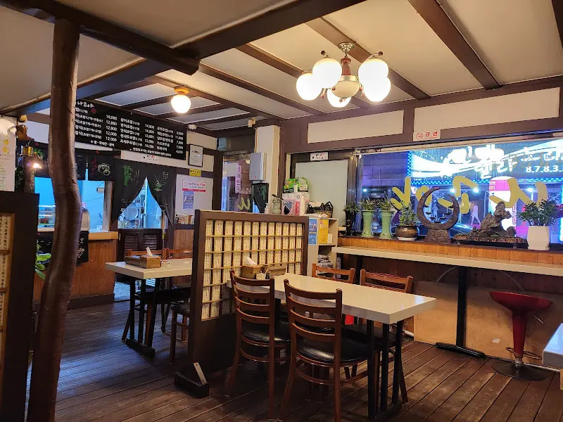 아늑한 가게 내부