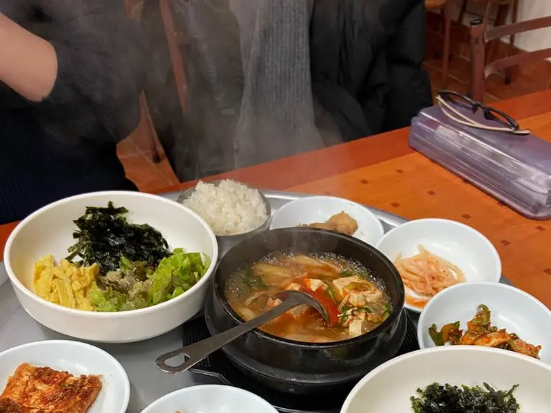 돼지찌개 한상차림
