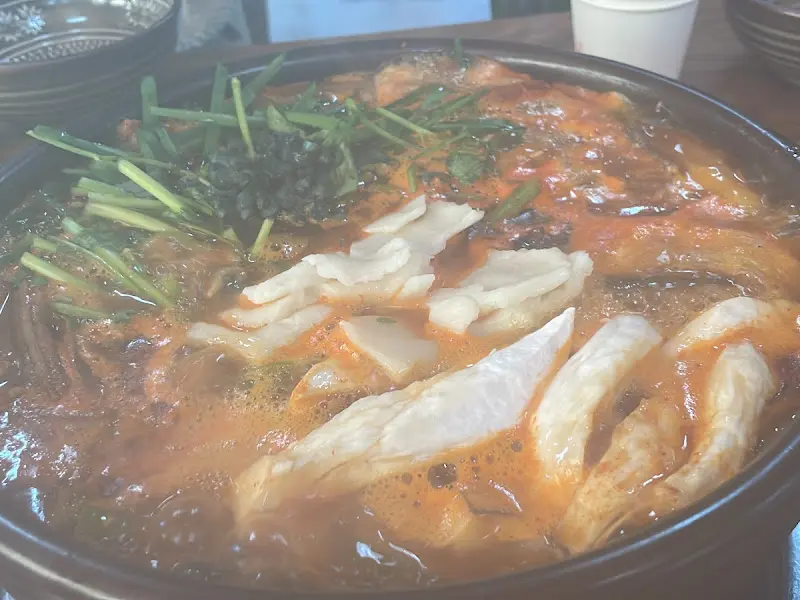 메기매운탕 근접샷