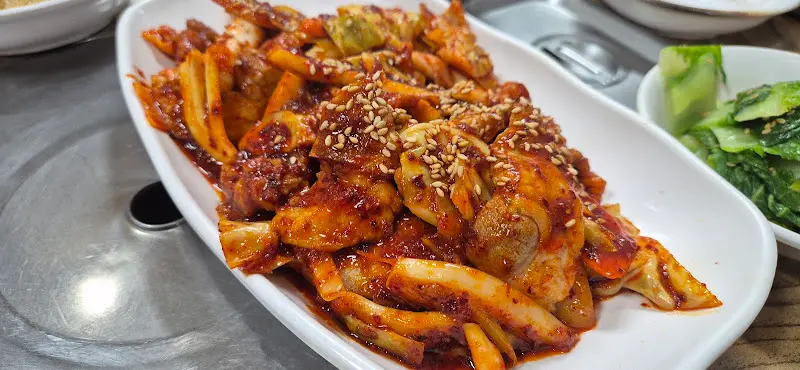 윤기가 흐르는 제육볶음