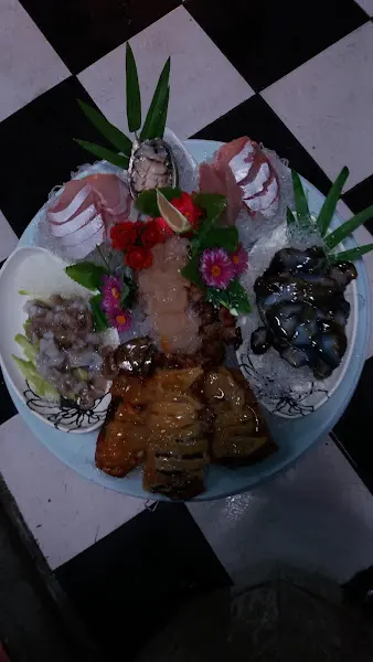 다른 메뉴 (수육 추정)