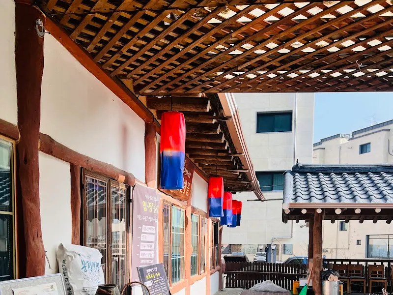 기와지붕이 아름다운 봉평메밀옛골