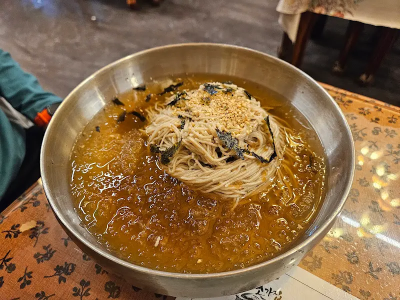 시원한 물막국수