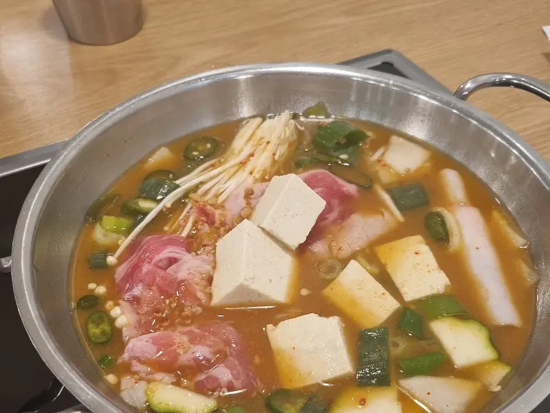 차돌박이 된장찌개