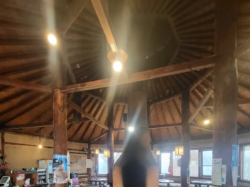 독특한 천장 구조