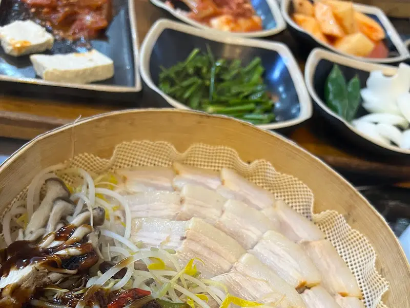 야들야들한 편육과 수육