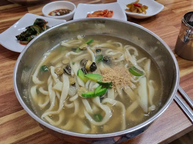따개비 칼국수