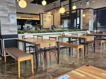 차가운 아침, 마음까지 녹이는 따뜻한 국밥 한 그릇: OO에서 찾은 OO지역 숨은 보석같은 OO맛집