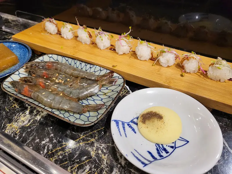 다채로운 반찬들