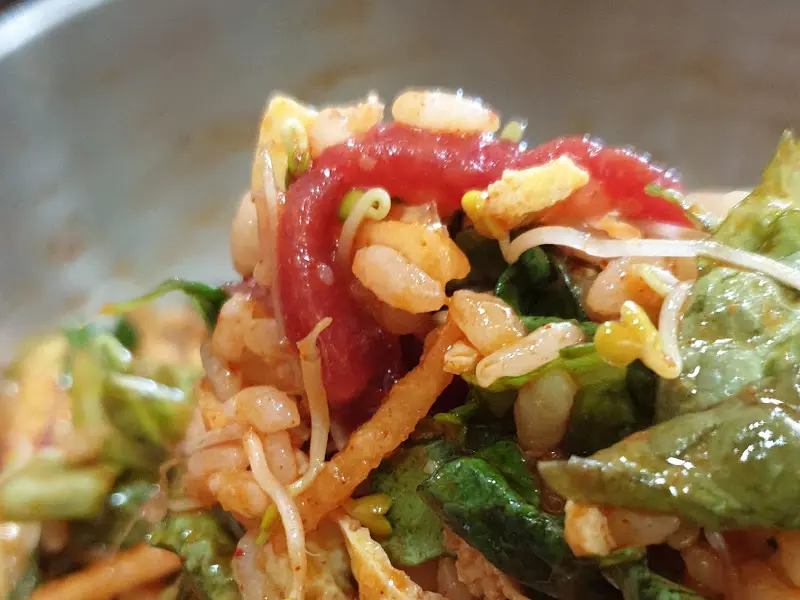 육회비빔밥 한 입의 행복