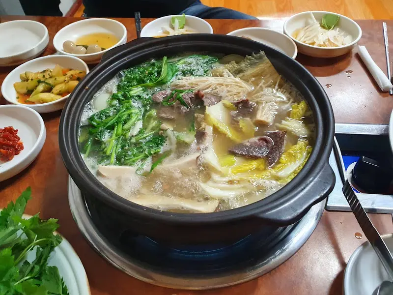 푸짐한 야채와 버섯