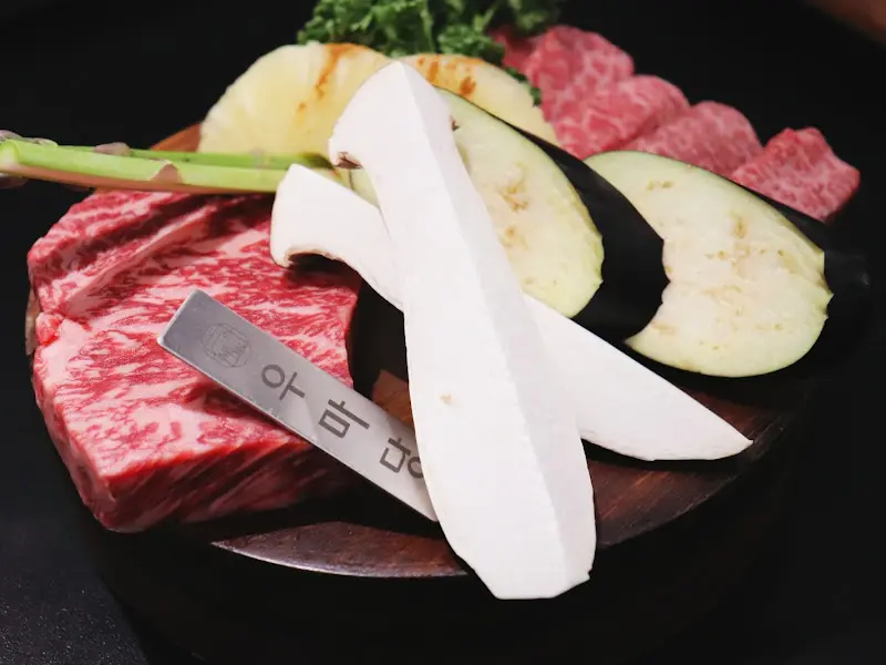 두툼의 특상 모듬