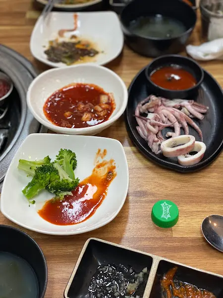 다 먹은 음식들의 흔적