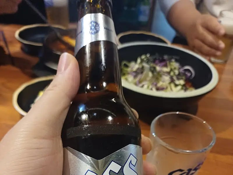 맥주와 함께 즐기는 족발