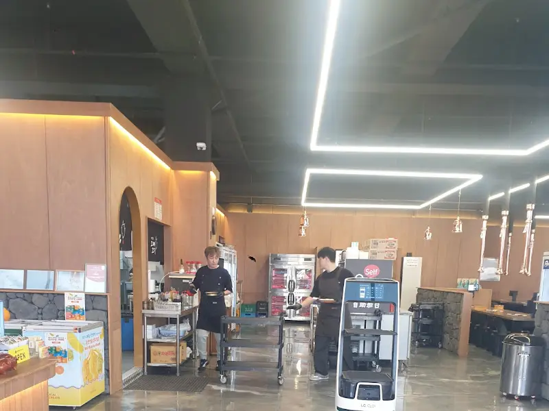 애월 그때그집 본점 내부 모습