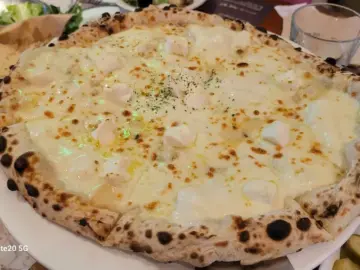 안산 고잔동, 꽃피는화덕피자D485: 힙스터들의 성지, 이탈리안 맛집 씬에 랩처럼 등장!