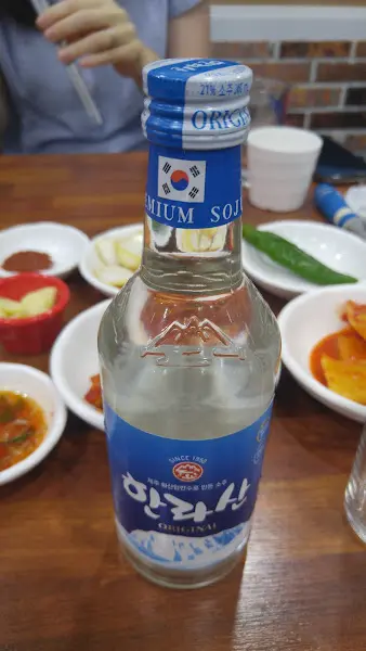 시원한 소주 한 잔