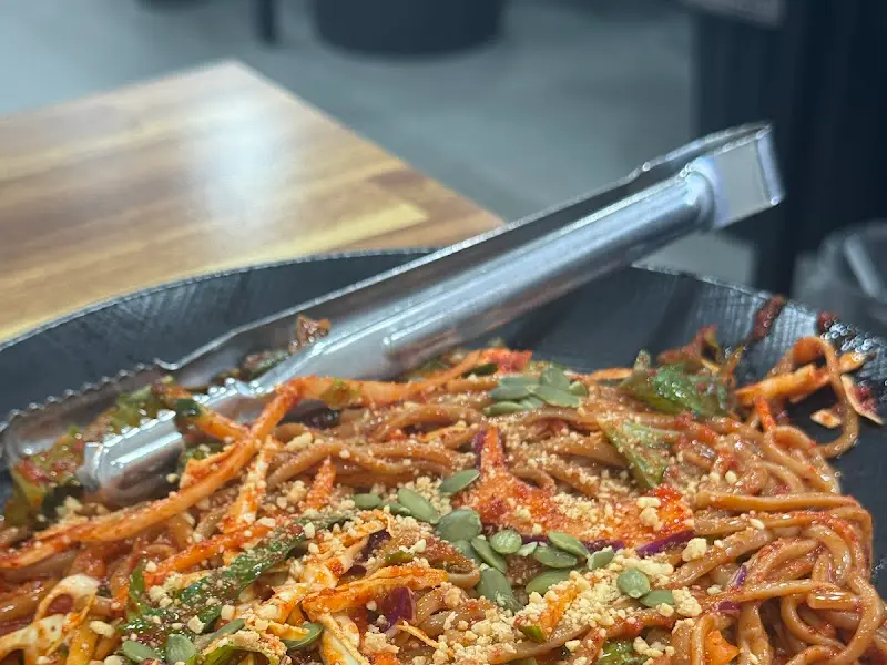 비빔국수 전체샷