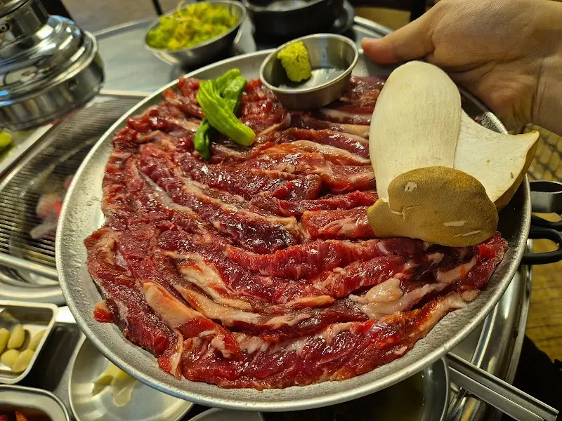 신선한 소갈비살