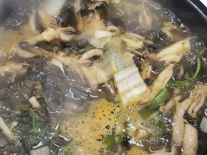보글보글 끓는 된장찌개