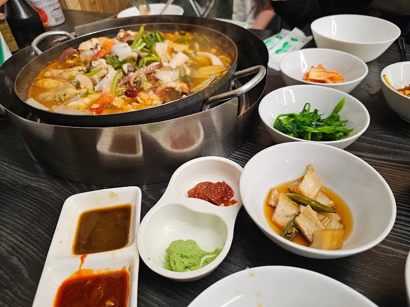 해물탕 한 상 차림