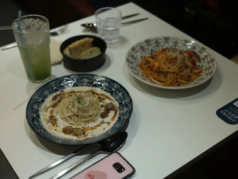 롤링파스타 메뉴 항공샷