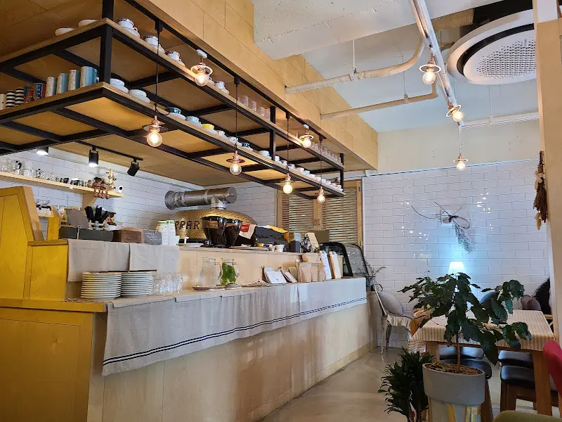 미스터 봉 내부 인테리어