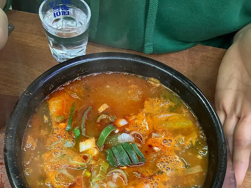 소고기 해장국의 모습